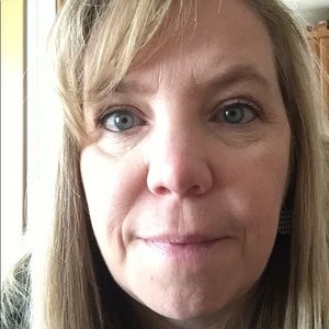 Meet your Posher, Carolyn